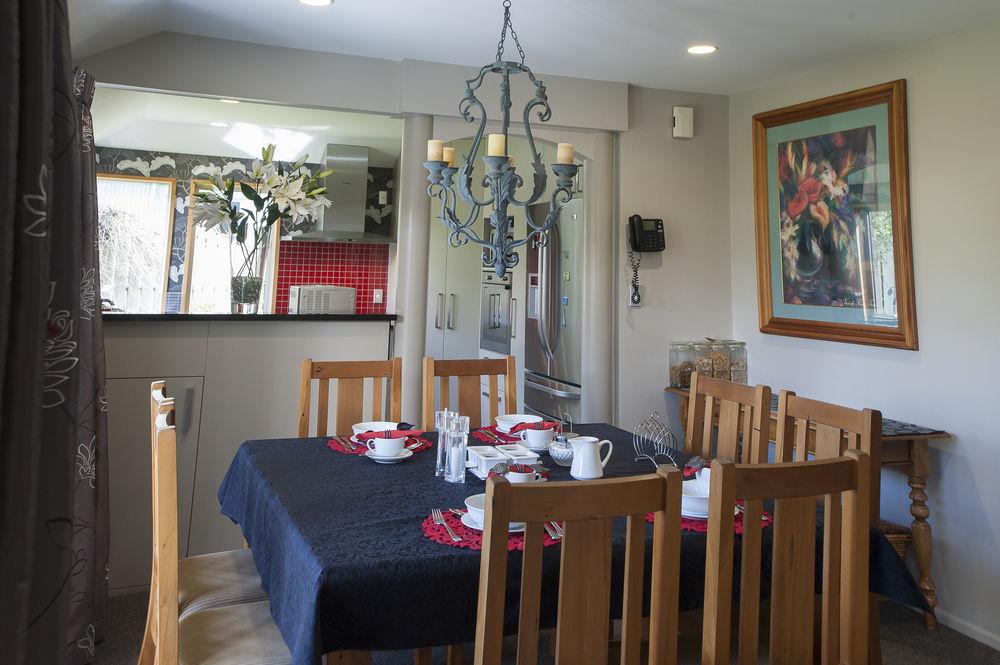 Blue Ridge Studios And Bed & Breakfast Te Anau Esterno foto