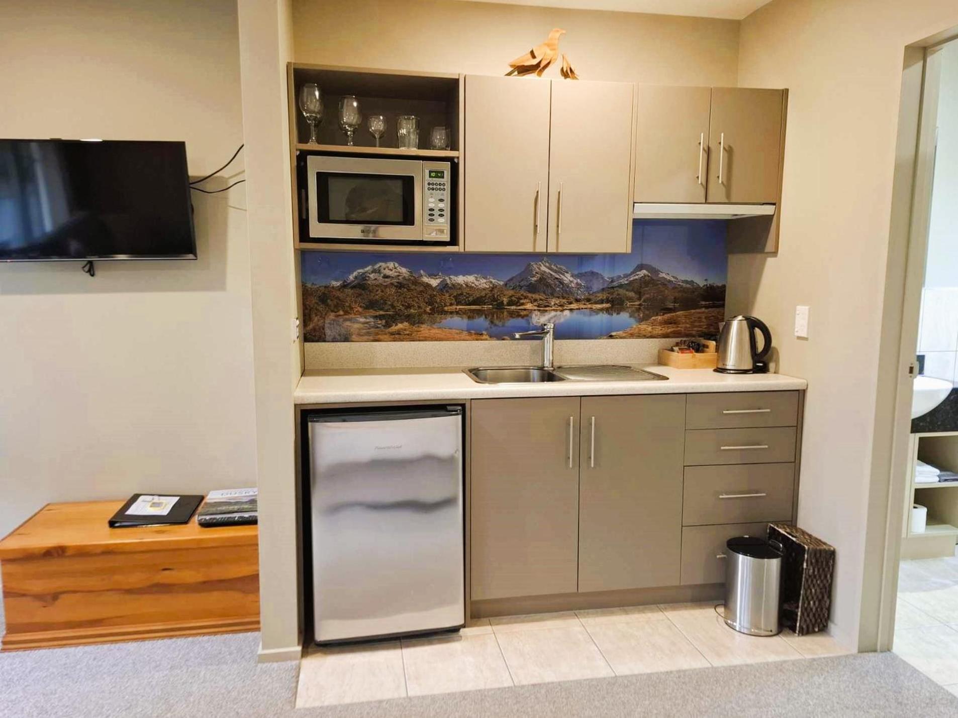 Blue Ridge Studios And Bed & Breakfast Te Anau Esterno foto