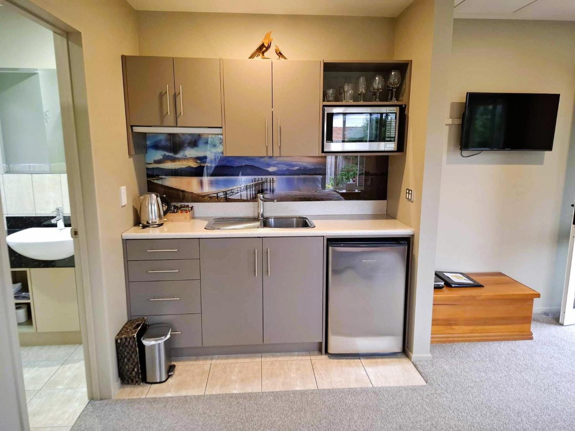 Blue Ridge Studios And Bed & Breakfast Te Anau Esterno foto